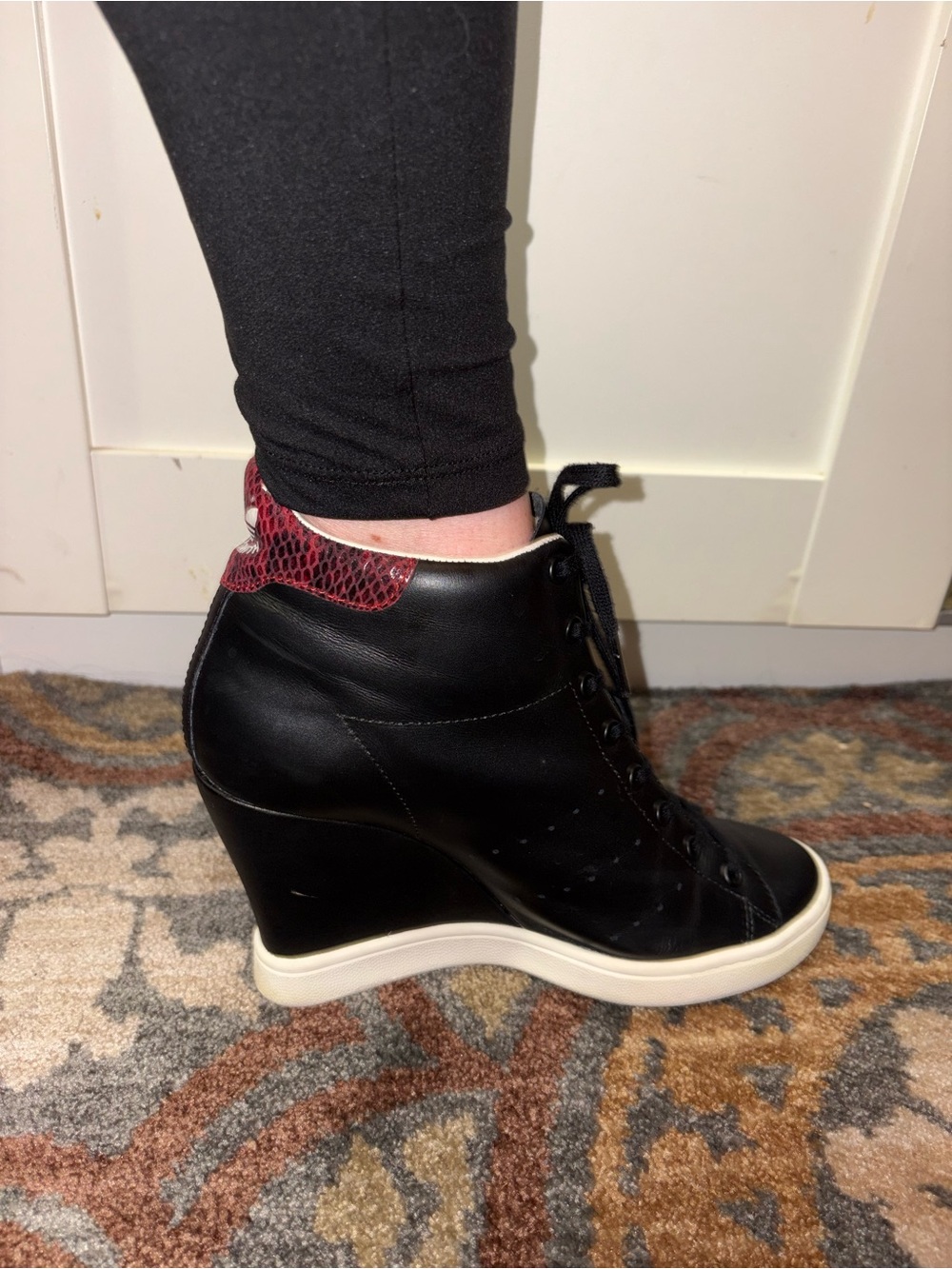 adidas iconic Black Leather wedge Sneakers legendary STAN SMITH